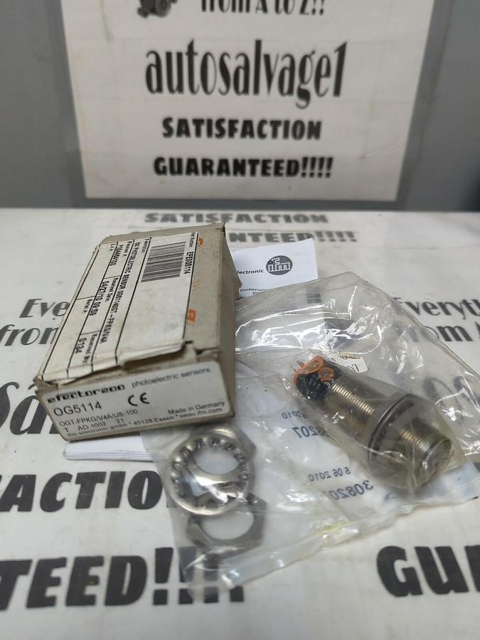 IFM EFECTOR,OG5114 OGT-FPKG/V4A/US-100, PHOTOELECTRIC SENSOR NEW