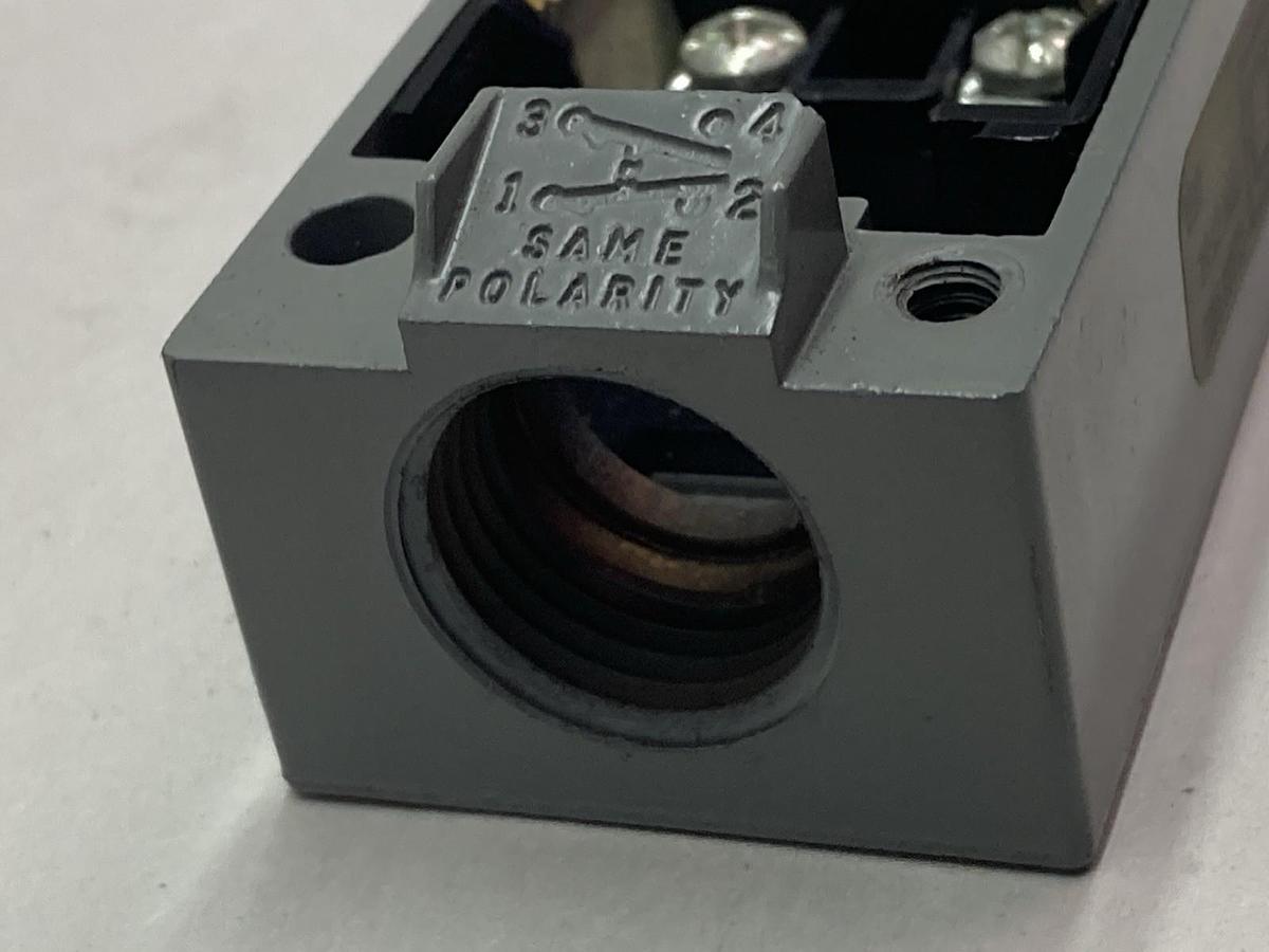 Used Square D,Class 9007 Type CT-54,Limit Switch Body