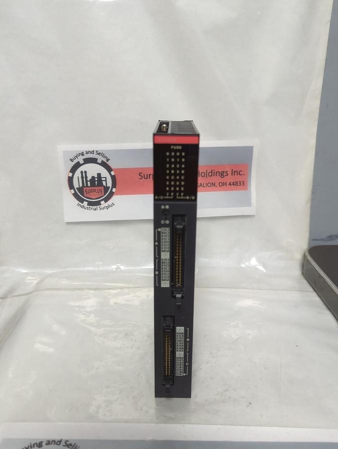 Used TOSHIBA,TC64DOP,OUTPUT MODULE 12/24VDC 0.3A PRE-OWNED
