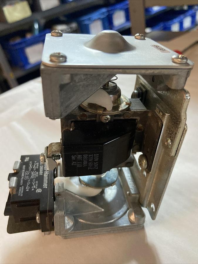 Eaton,D80JE10A,Pneumatic Timer on delay Type PNI 110-120V