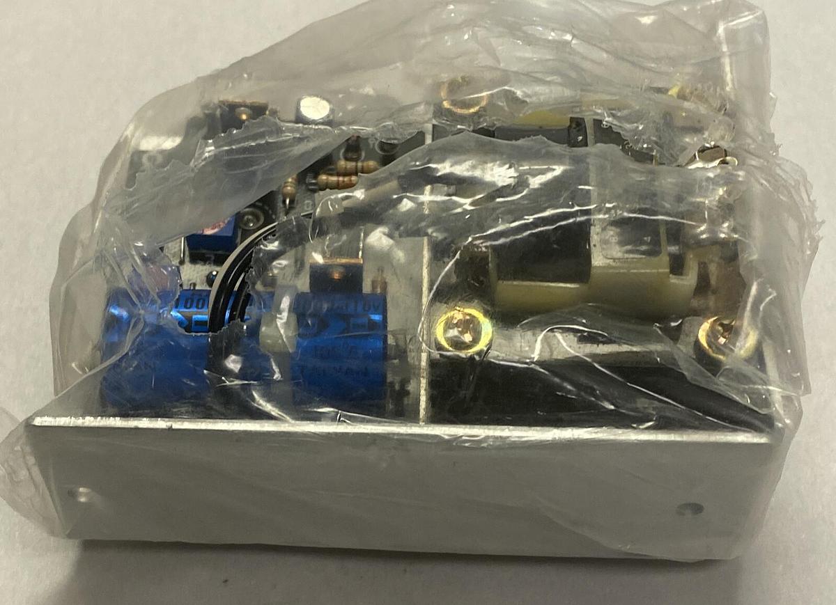SOLA,SLS-05-030-1,REGULATED POWER SUPPLY 3A 100/120-220/240V NOS