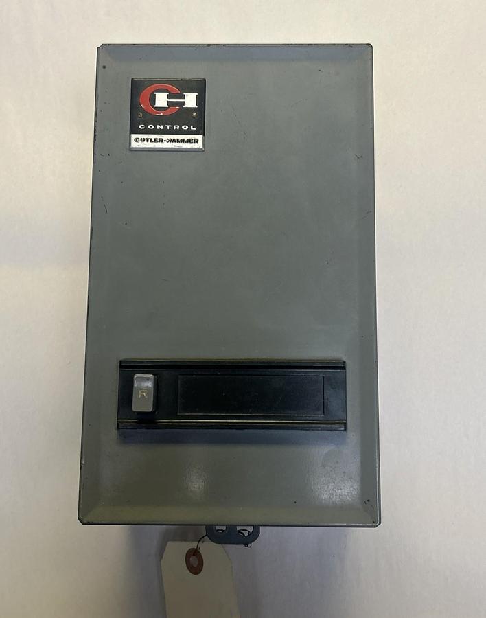 Used CUTLER-HAMMER,C325KAL1,MOTOR STARTER SIZE 0 W/ ENCLOSURE