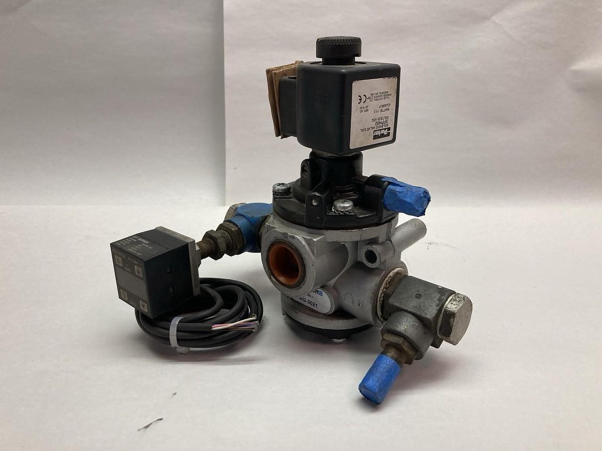 Used Univer,AG-3021,Solenoid Valve