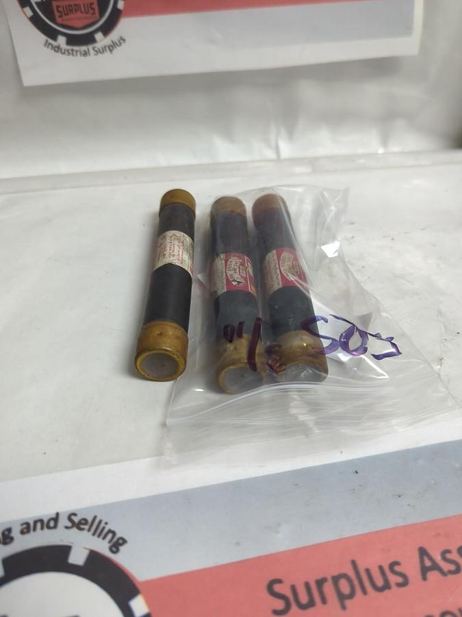 Used COOPER BUSSMANN,FRS3/10,FUSETRON FUSE 3/10 AMP LOT OF 3 PRE-OWNED