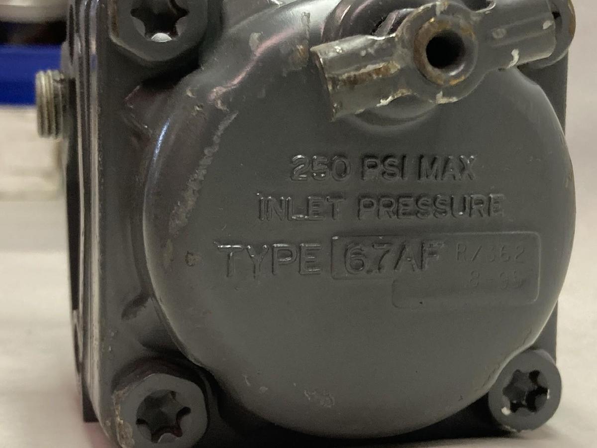 Used Fisher,Type 67AF,Pressure Regulator Spring Range 5-35PSI