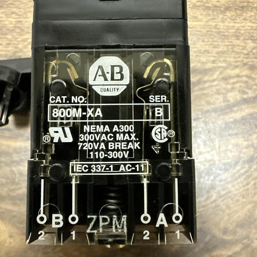 Allen Bradley,800M-XA,Contact Block NOS