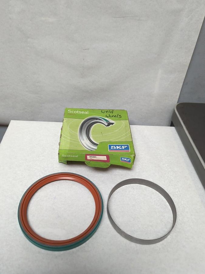 SKF,45001,SCOTSEAL CLASSIC SEAL KIT NOS