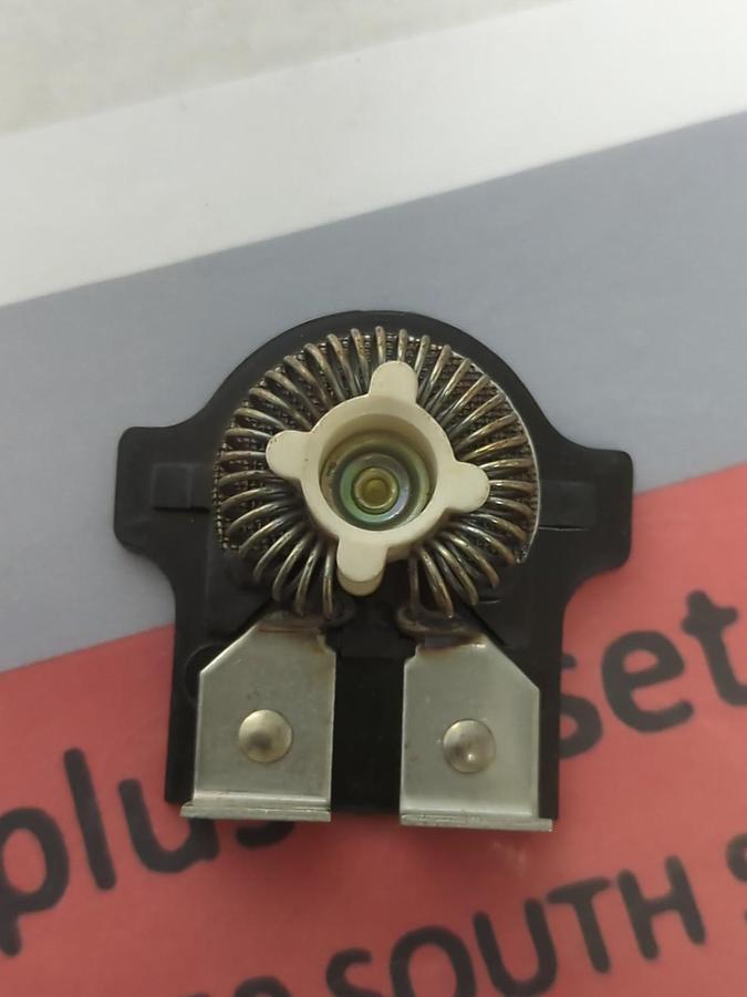 Used WESTINGHOUSE,AG-1.4,OVERLOAD THERMAL HEATER RELAY LOT OF 2 MISSING SCREWS USED