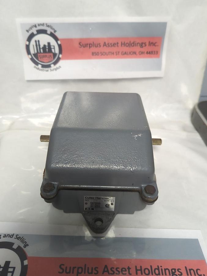 EATON CUTLER HAMMER,E84BAN,SERIES A1 LIMIT SWITCH NOS