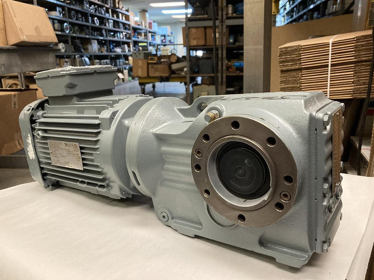 Sew-Eurodrive,KAZ47 DRN90L4/TH,Gearmotor Ratio 25.91  2 HP 1767/63 RPM 230/460 V