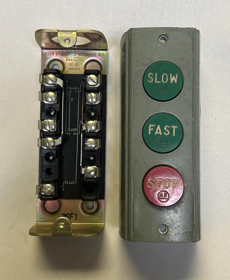 Used ALLEN BRADLEY,3SF1,PUSH BUTTON SLOW / FAST / STOP
