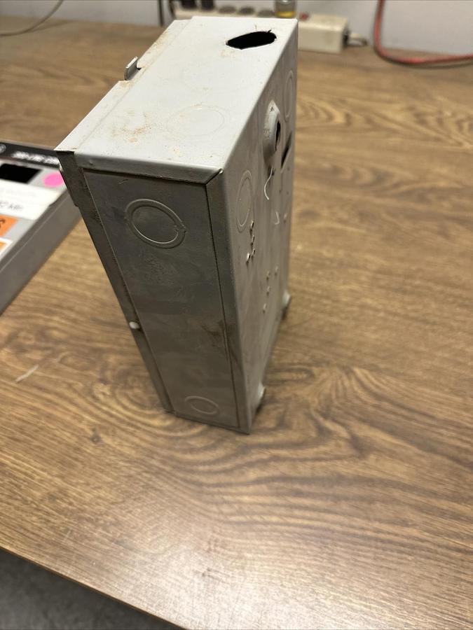 Used GE,CR308B1**1DAAAAA,SIze 0 W/GE 300 Line Control Enclosure