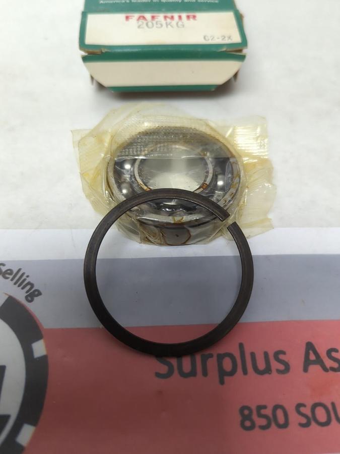 FAFNIR,205KG,BALL BEARING WITH SNAP RING NOS