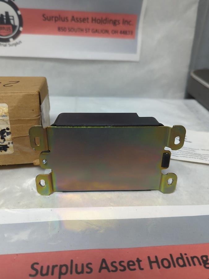 SETRA,26410R5WD11T1C,PRESSURE TRANSDUCER 24VDC NOS