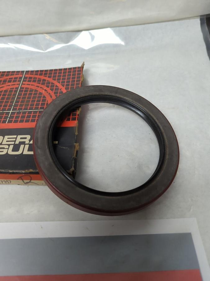 FEDERAL MOGUL,417357,OIL SEAL 4.000X5.25X.500 NOS