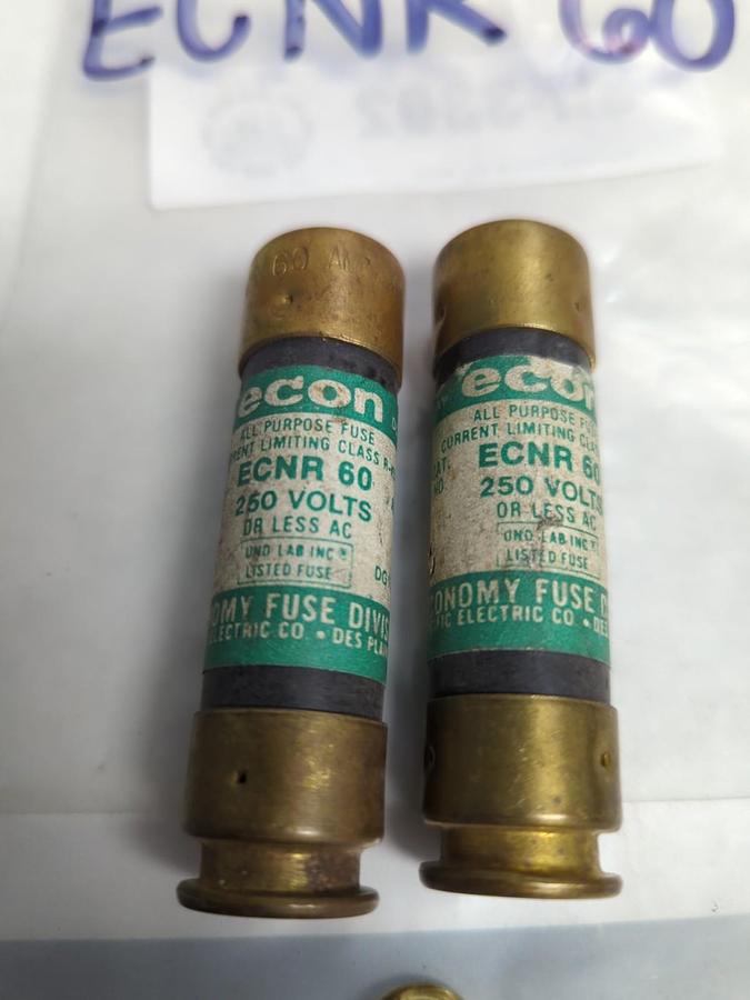 Used ECON,ECNR60,DUAL ELEMENT 60 AMP FUSE LOT OF 2 PRE-OWNED