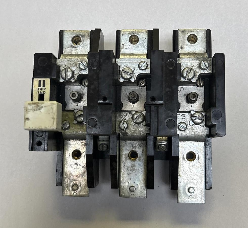 Used CUTLER HAMMER,1035636,OVERLOAD RELAY 600V
