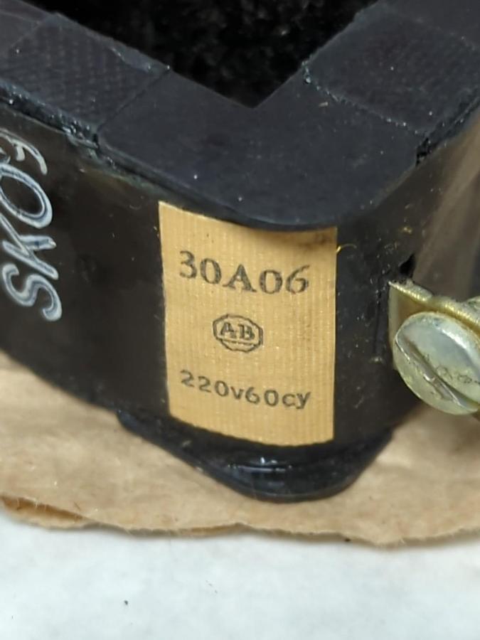 Used ALLEN-BRADLEY,30A06,COIL  220V 60CY PRE-OWNED