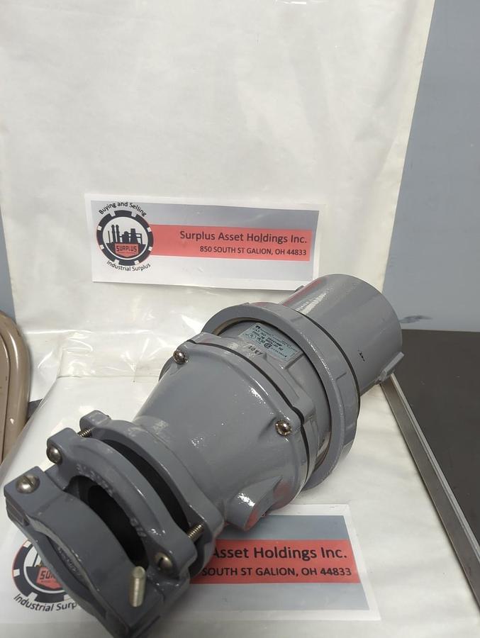 RUSSELLSTOLL,DS2414MP,PLUG 200 AMP 600VOLT NOS