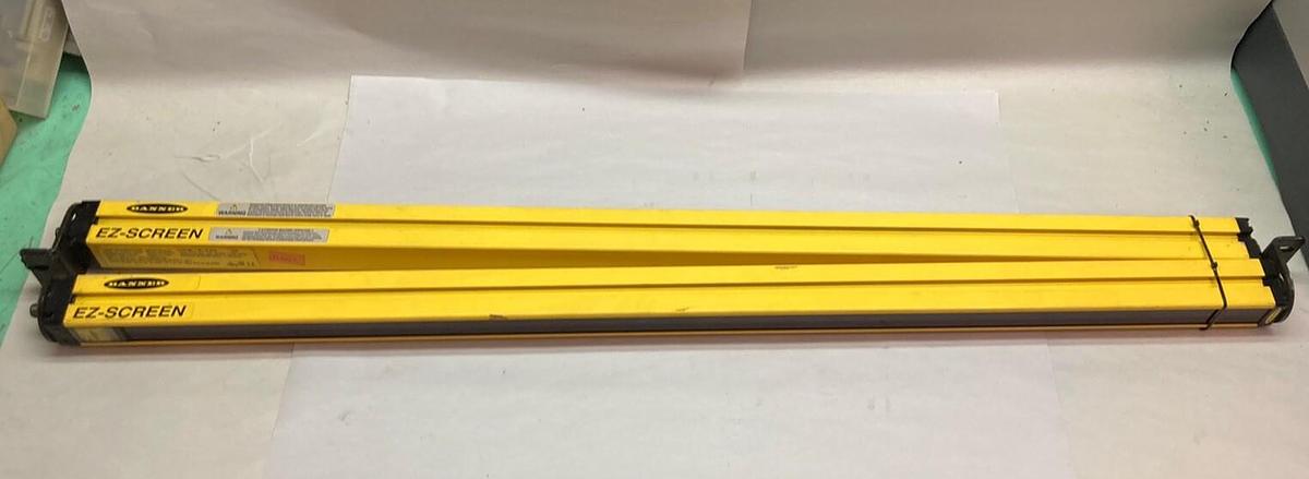 Used Banner,SLSE14-900Q8 Emitter/SLSR14-900Q8 Reciever,Safety Light Curtain