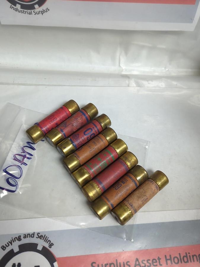 Used ROYAL/ZEM MAJOR,OT60,ONE-TIME 60 AMP FUSE LOT OF 8 PRE-OWNED