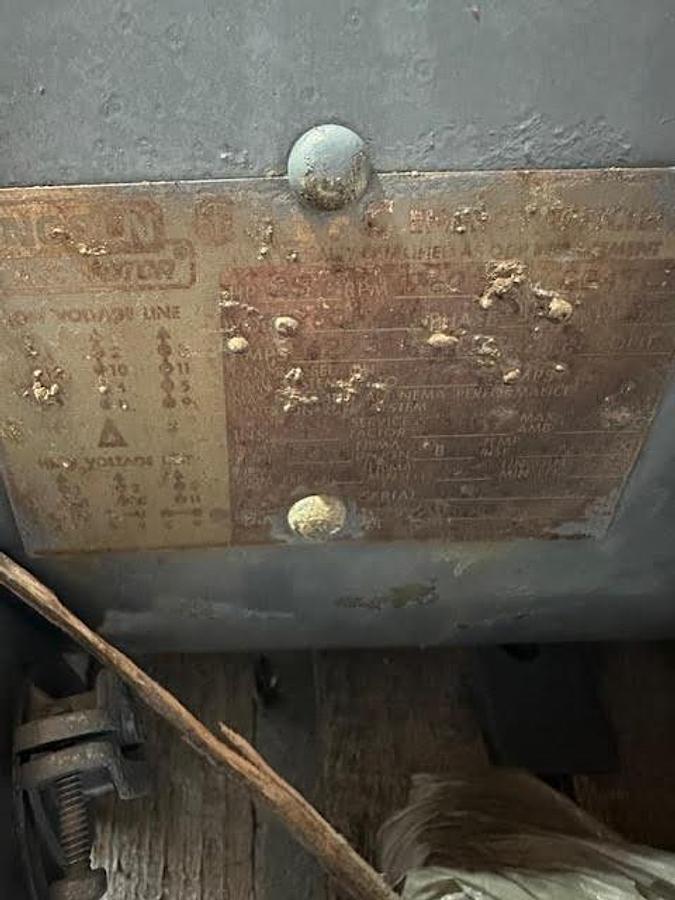 Used Lincoln Electric 324TC