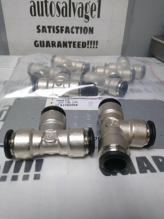 UNBRANDED,61762258,TUBE UNION TEE 12MM PUSH-TO-CONNECT LOT OF 8 NOS