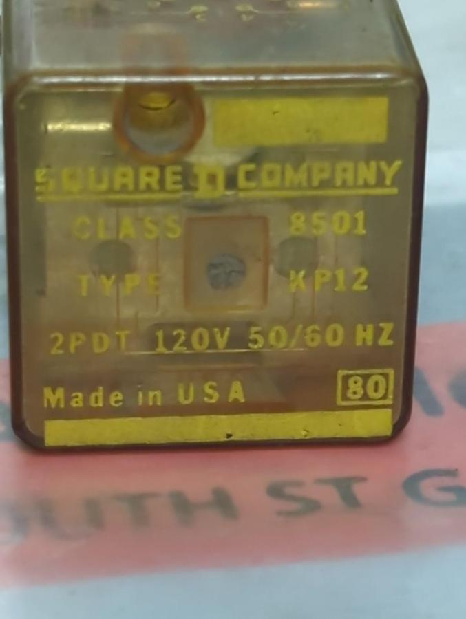Used SQUARE D,8501-KP12,PLUG IN RELAY 8-PIN 120V LOT OF 6 PRE-OWNED