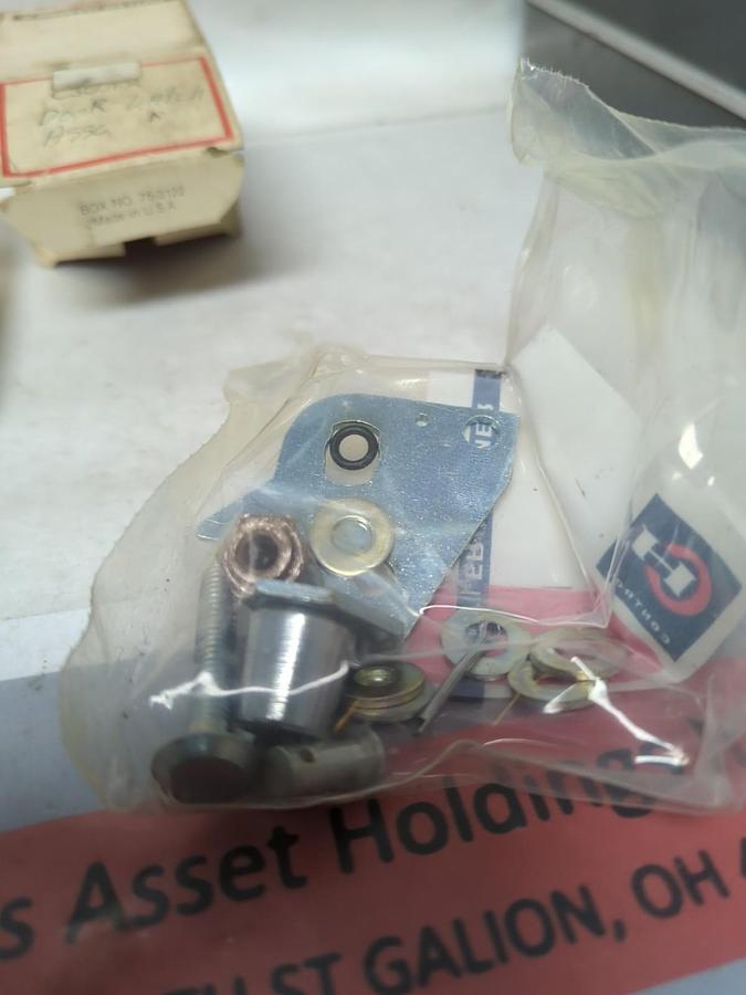 CUTLER-HAMMER,C360KR,DOOR LATCH ASSEMBLY NOS