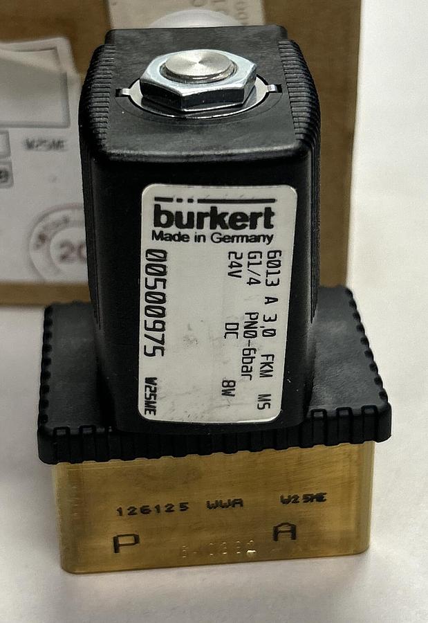 Used BURKERT,00500975,PNEUMATIC SOLENOID VALVE NEW