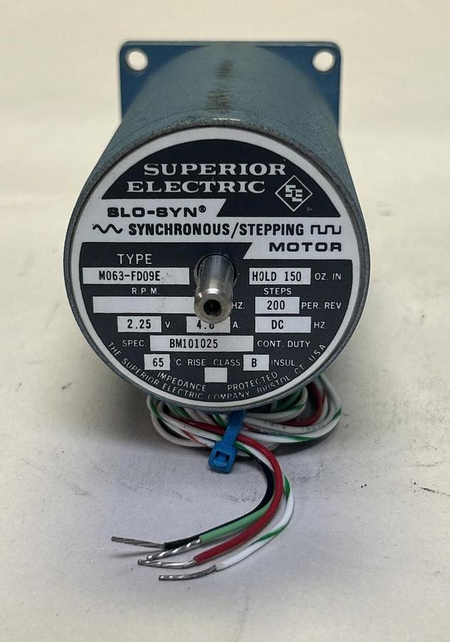 Used SUPERIOR ELECTRIC,M063-FD09E,SYNCHRONOUS STEPPING MOTOR