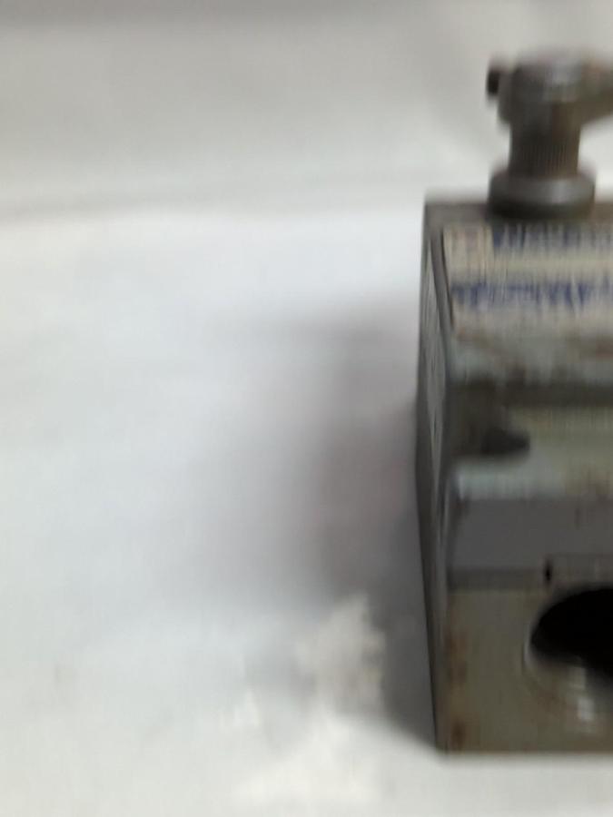 Used SQUARE D,C54A,LIMIT SWITCH CLASS 9007 SER A TYPE C054 PRE-OWNED