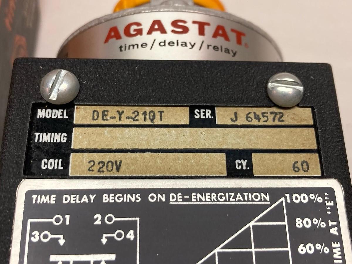 Agastat,DE-Y-210T,Time Delay Relay 220V 60CY