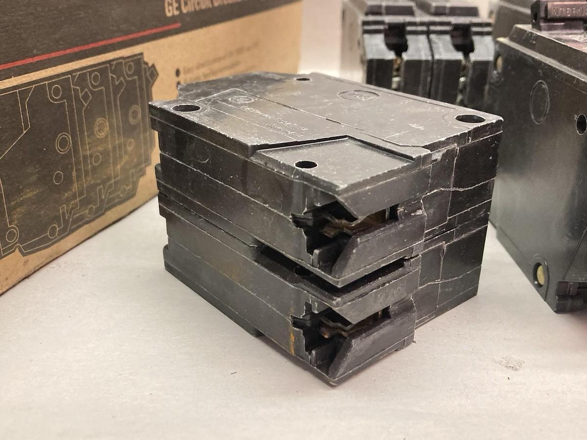 General Electric,THQL2120,Circuit Breaker 20A 120/240V 2P BOX OF 5