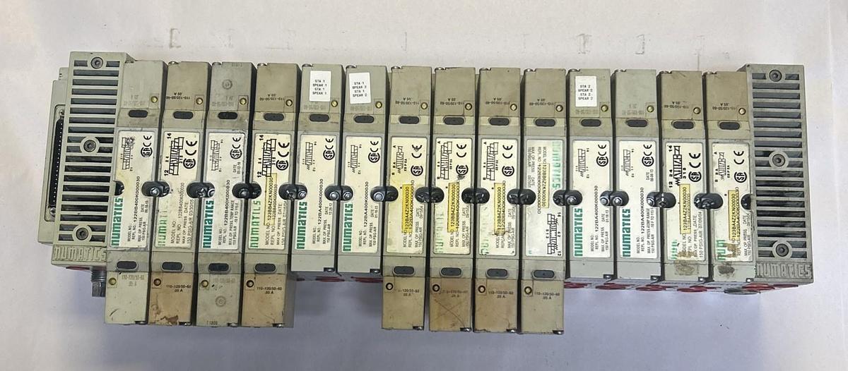 Used NUMATICS,N/A,FOURTEEN STATION MANIFOLD VALVE ASSELMBLY