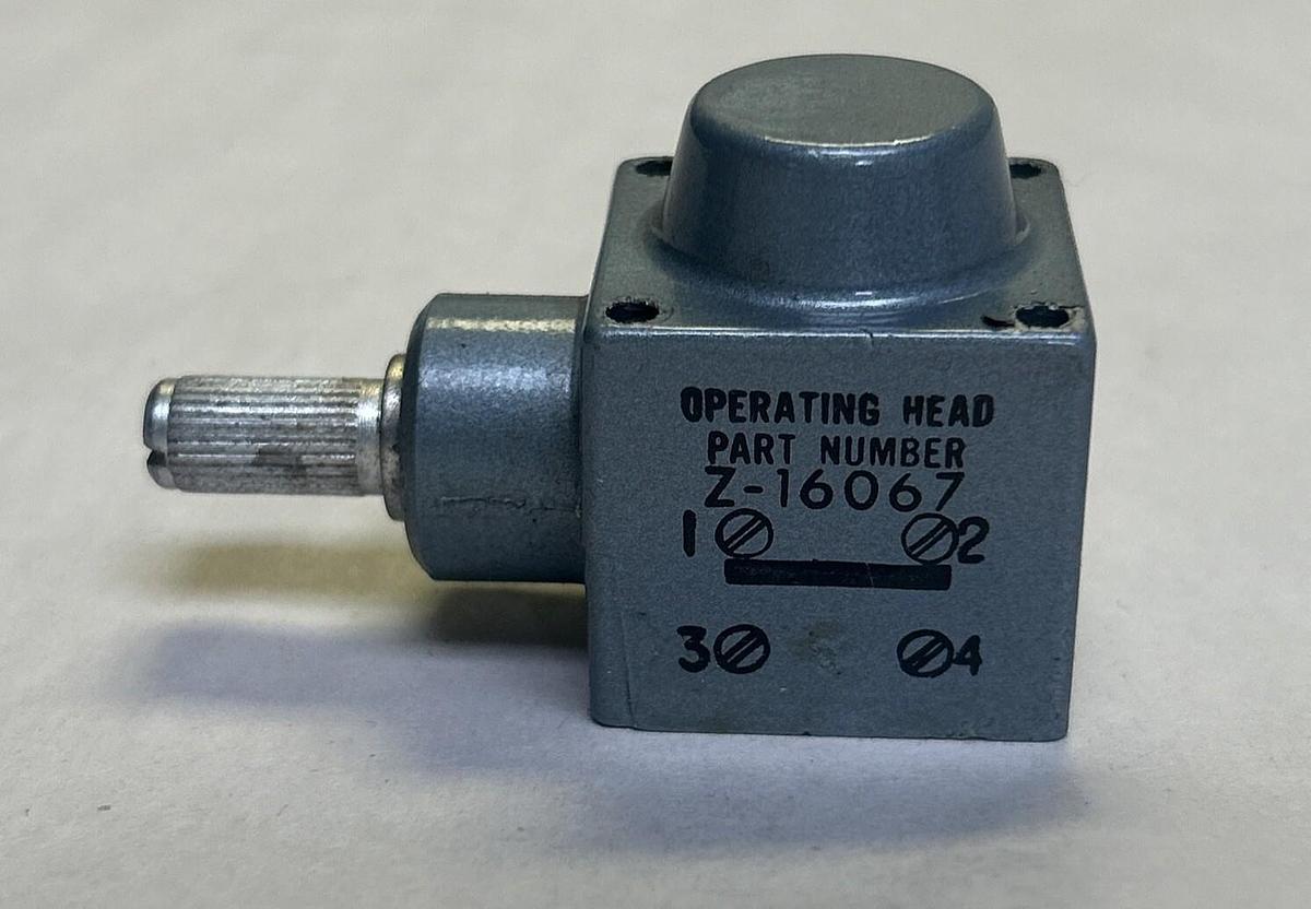 Used ALLEN BRADLEY,Z-16067,LIMIT SWITCH OPERATING HEAD