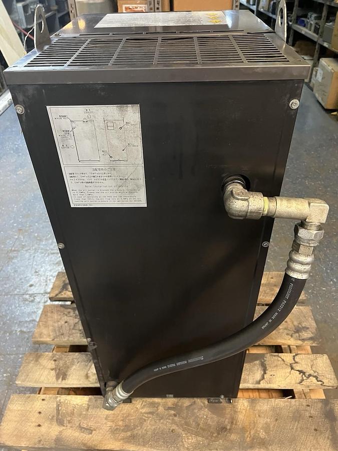 Used DAIKIN,AKZ439-C050,OIL COOLING UNIT AKZ439C050