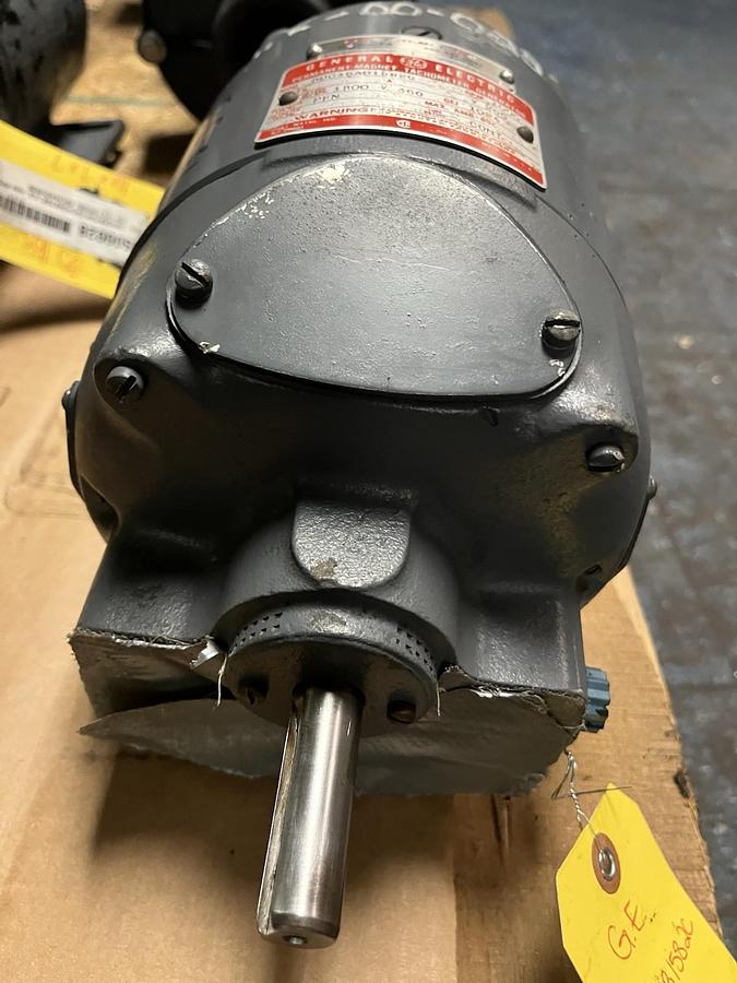 Used GE GENERAL ELECTRIC,5BC46AB1582C,PERMANENT-MAGNETIC TACHOMETER GENERATOR