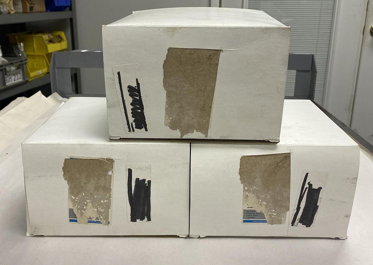 Donaldson,P528235,Air Filter Primary Round Lot Of 3 NEW