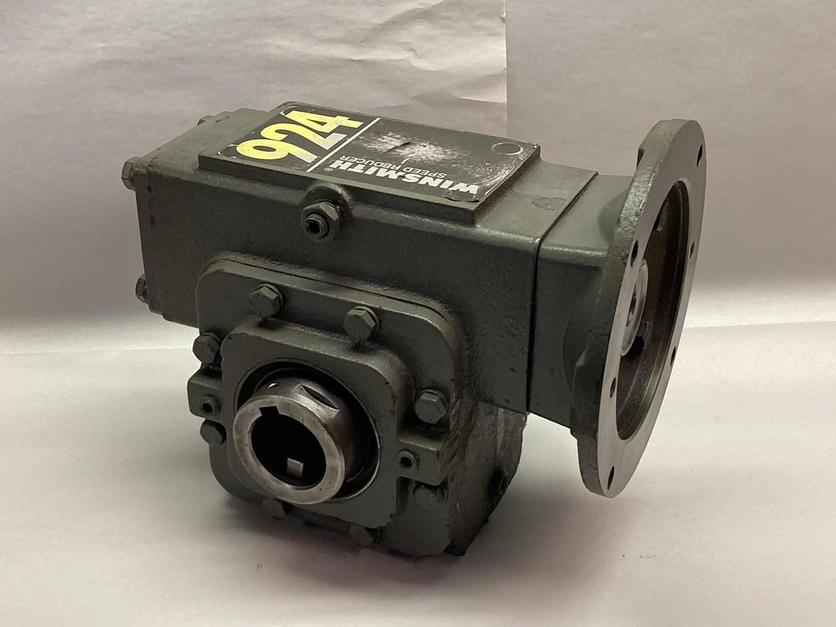 Used Winsmith,924-W8S061XGFT,Speed Reducer Ratio:50 9Hp 1750RPM 0.59 kWa
