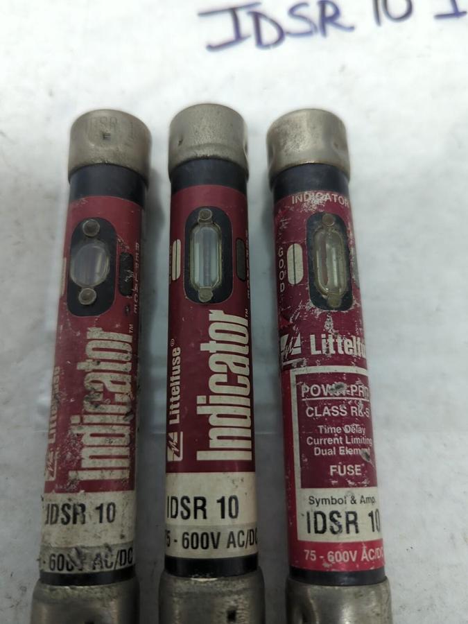 Used LITTELFUSE,IDSR10 ID,INSICATOR 10 AMP FUSE LOT OF 3 PRE-OWNED