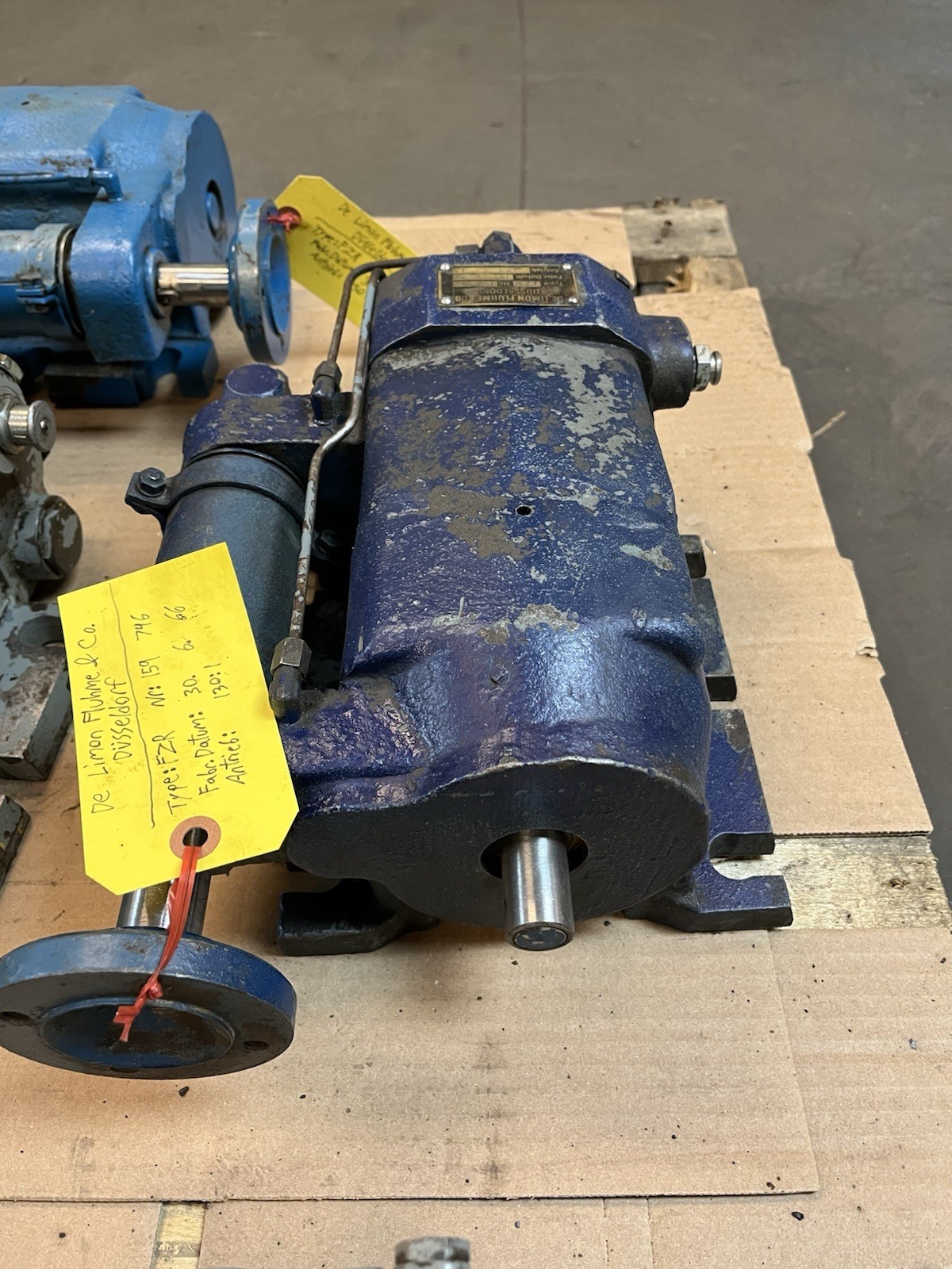 Used DE LIMON FLUHME,FZR 159-746,CENTRAL GREASE PLUNGER PUMP