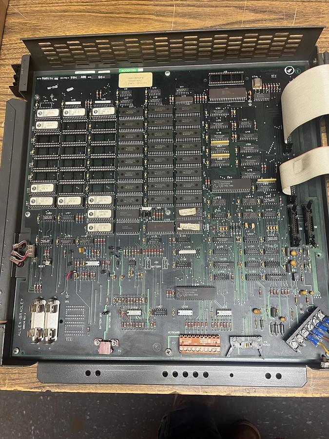 Used ALLEN BRADLEY,8420MRFE,PLC PROCESSOR SERIES 8400B