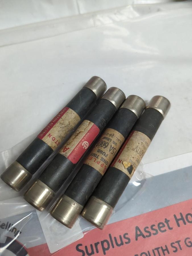 Used APPLETON,36-015,ONE-TIME 15 AMP FUSE LOT OF 4 PRE-OWNED