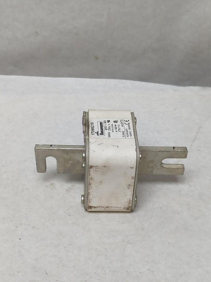 Used COOPER BUSSMANN,170M6219,SQUARE BODY HIGH SPEED FUSE 1600 AMP 600/700V PRE-OWNED
