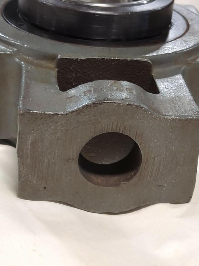 LINK-BELT,TB22464H,TAKE UP BEARING 4 INCH BORE NOS