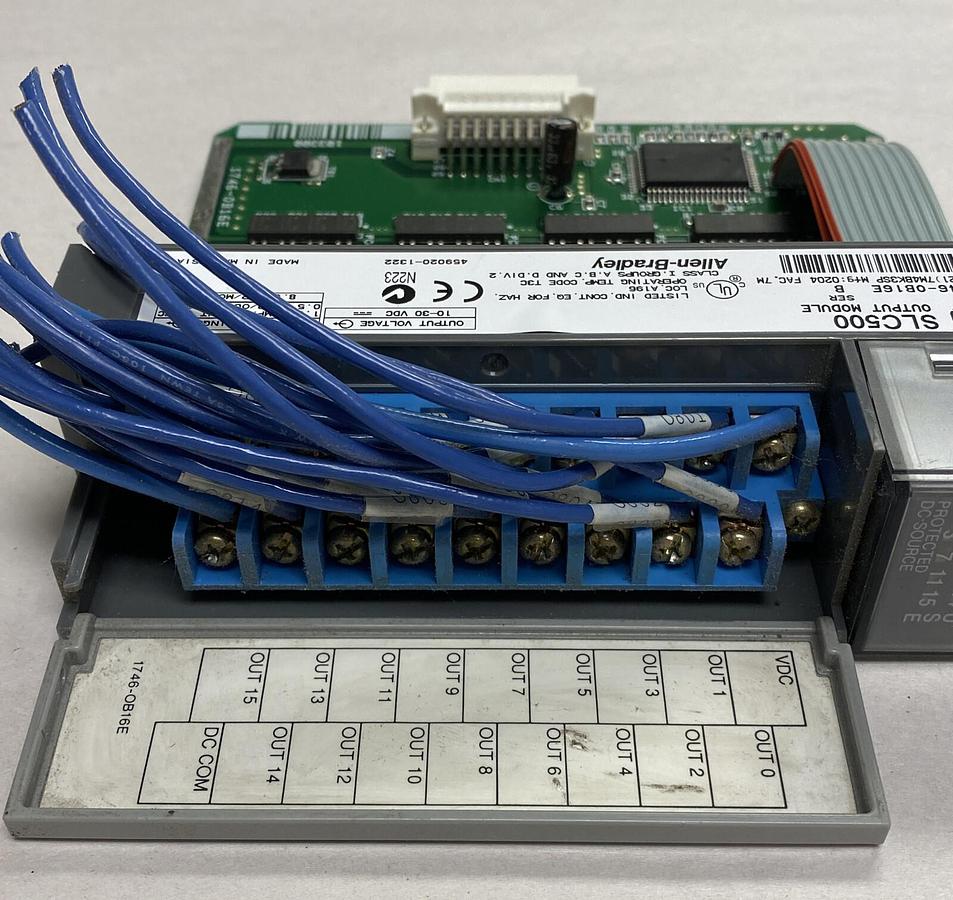 Used Allen-Bradley,1746-OB16E SLC500,Output Module