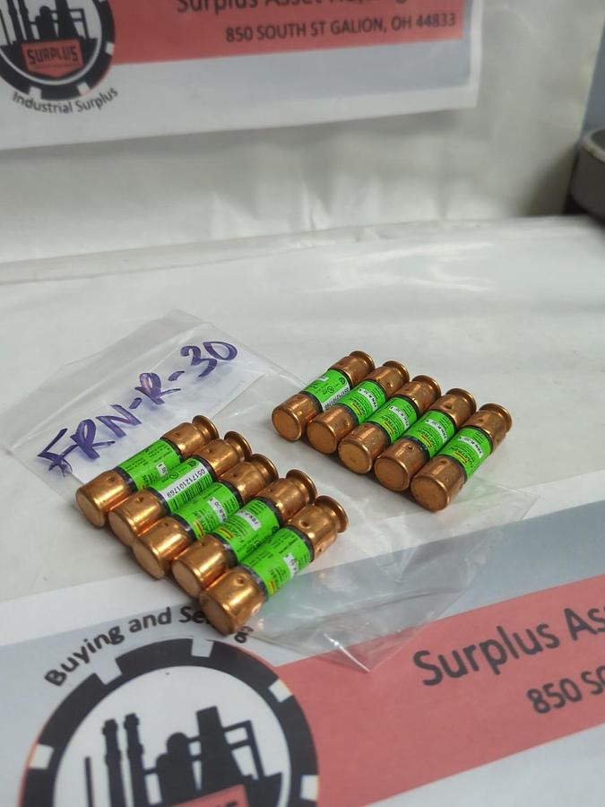 Used COOPER BUSSMANN,FRN-R-30,FUSETRON 30 AMP FUSE LOT OF 10 PRE-OWNED