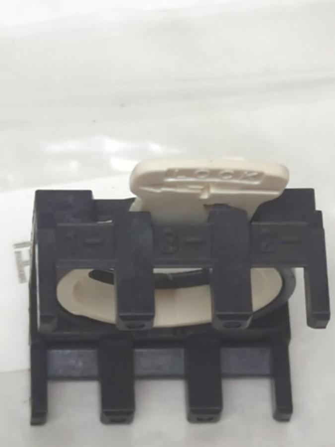 UNBRANDED,PZAX,PUSHBUTTON/SELECTOR MOUNTING ADAPTOR LOT OF 2 NOS