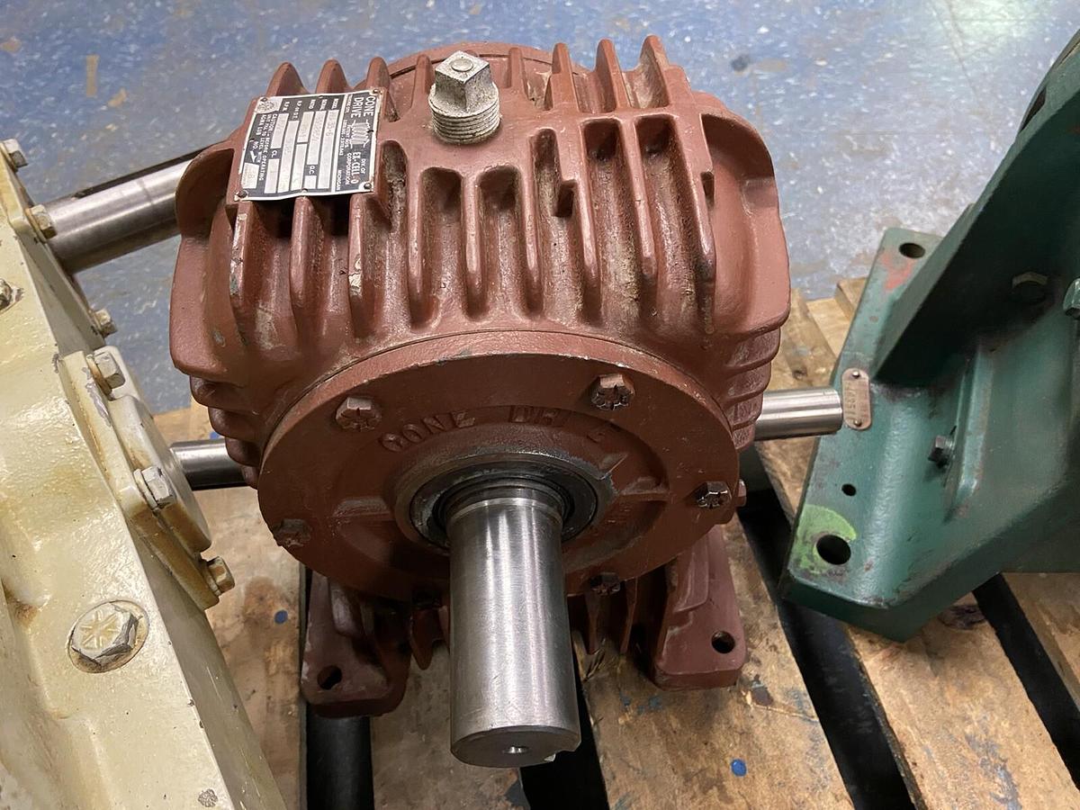 Used EX-Cell-O Cone Drive,HU35-6,Gear Reducer Ratio 20 5.85Hp 1750RPM